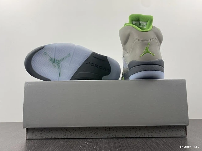 762 Green StreetReady DM9014- Bean Jordan5 950 0609